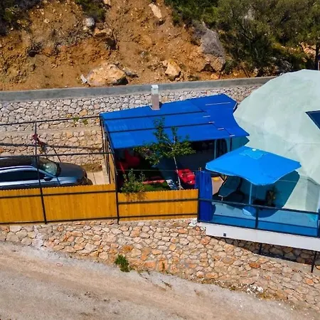 Villa Mehmet 7 *